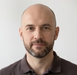 Попов Виктор